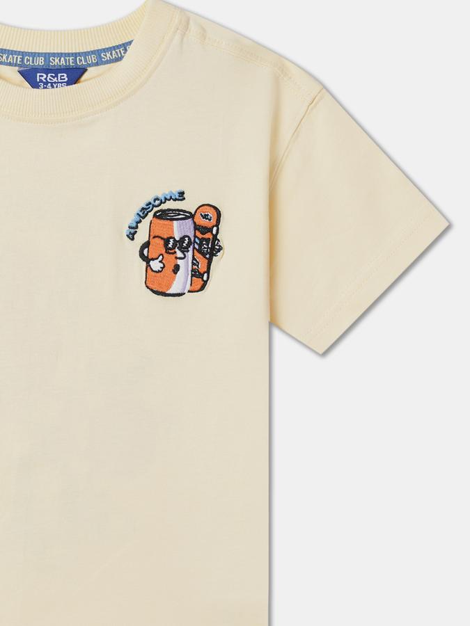 Boys Graphic Print Round-Neck Relaxed Fit T-Shirt image number 2