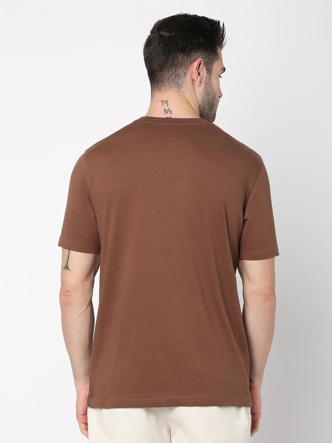 Men Regular Fit Crew-Neck T-Shirt image number 3