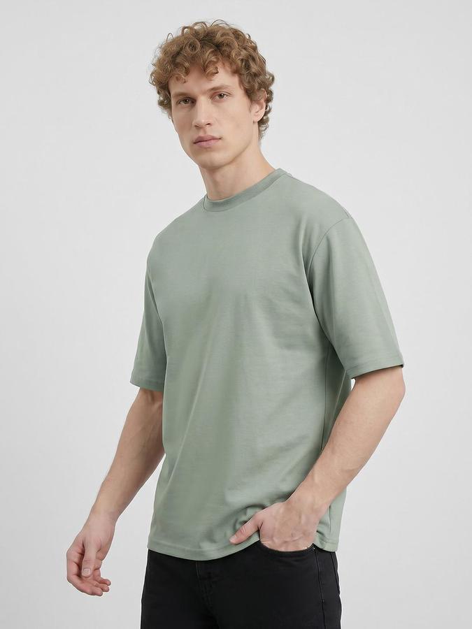 R&B Green Men Solid Short Sleeves Tshirt