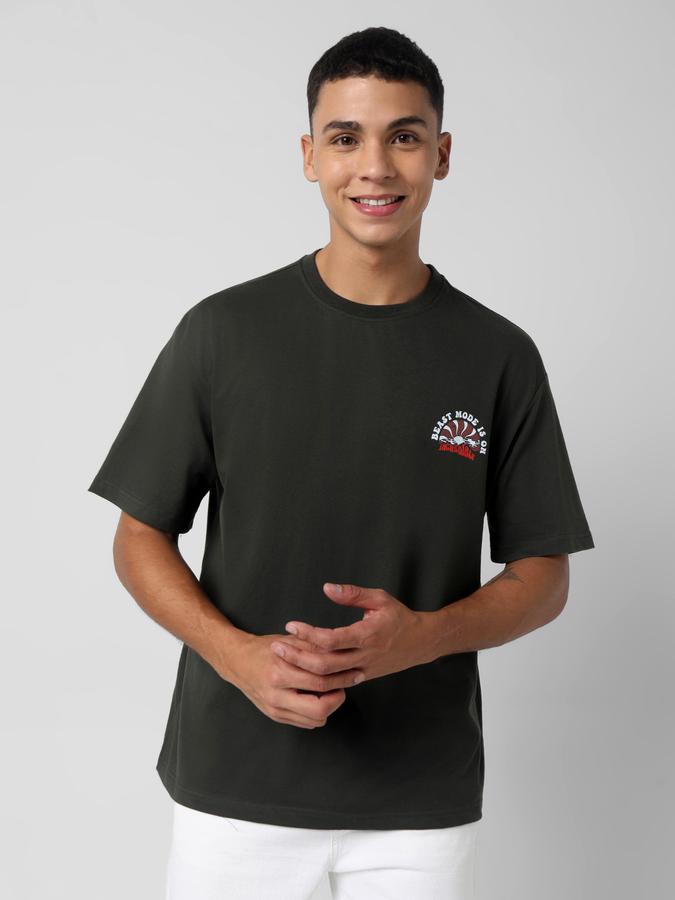 Men Cotton Blend Oversized Fit Crew Neck Graphic T-shirt