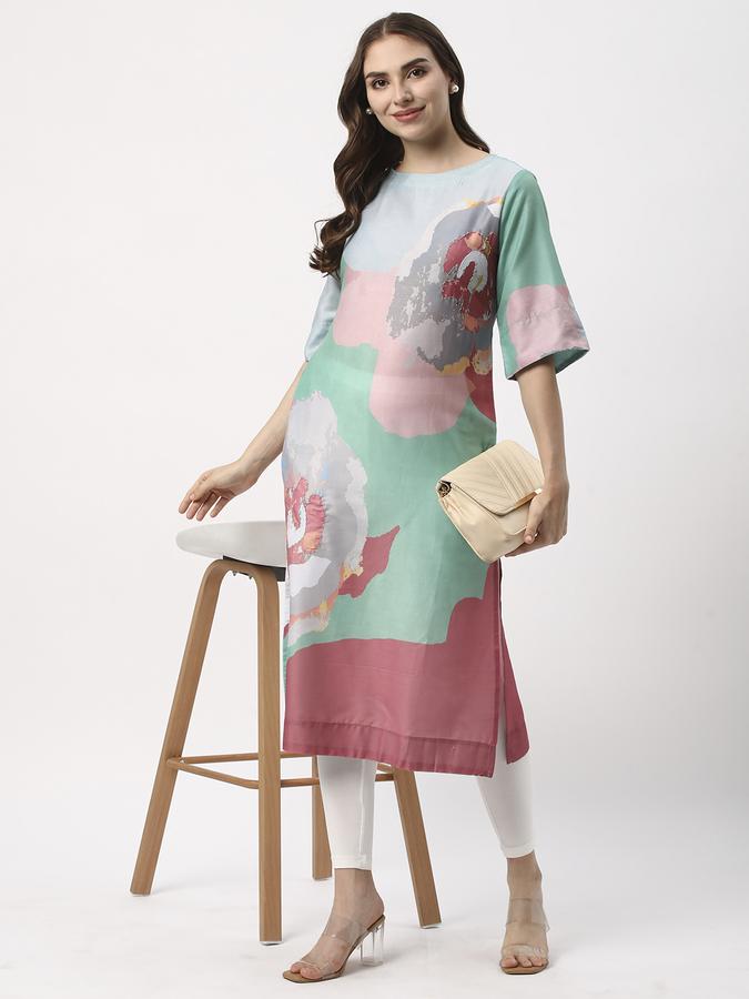 Women Rayon Regular Fit Round Neck Printed Kurta