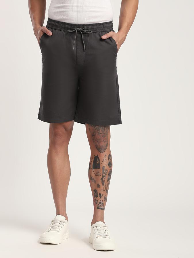 Men Cotton Blend Regular Fit Drawstring Solid Shorts