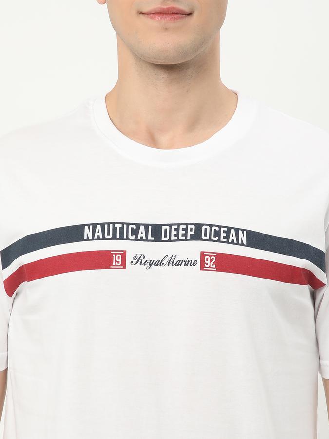 Men Typographic Print Regular Fit Crew-Neck T-Shirt image number 3