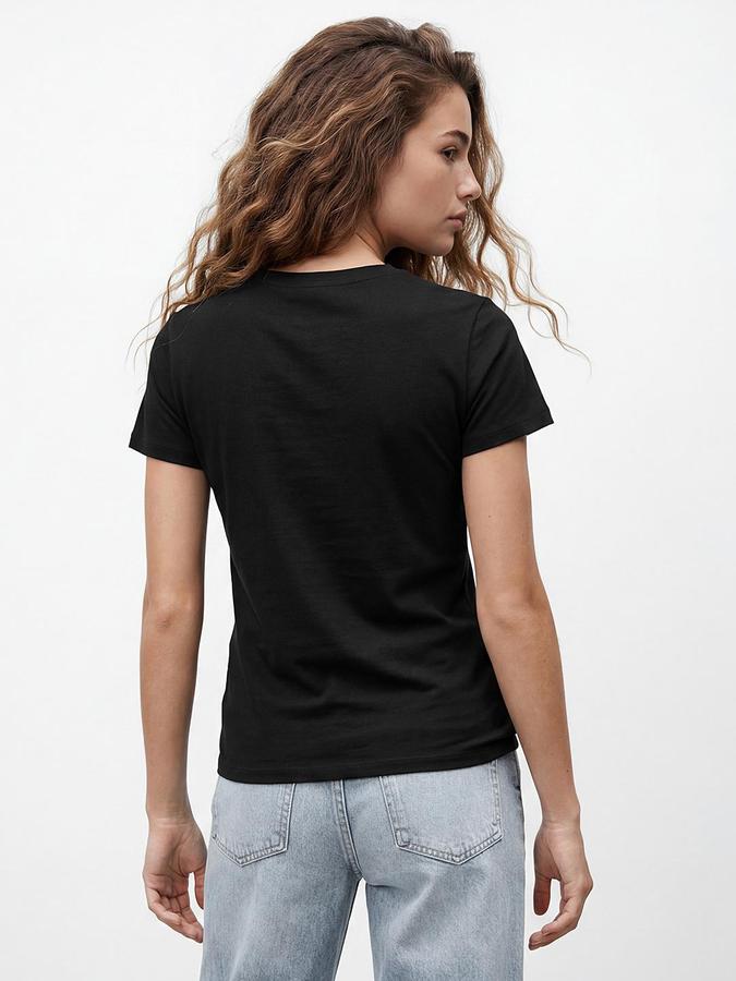R&B Women Black Short Sleeves Round Neck Slim Fit Typography Print T-Shirt