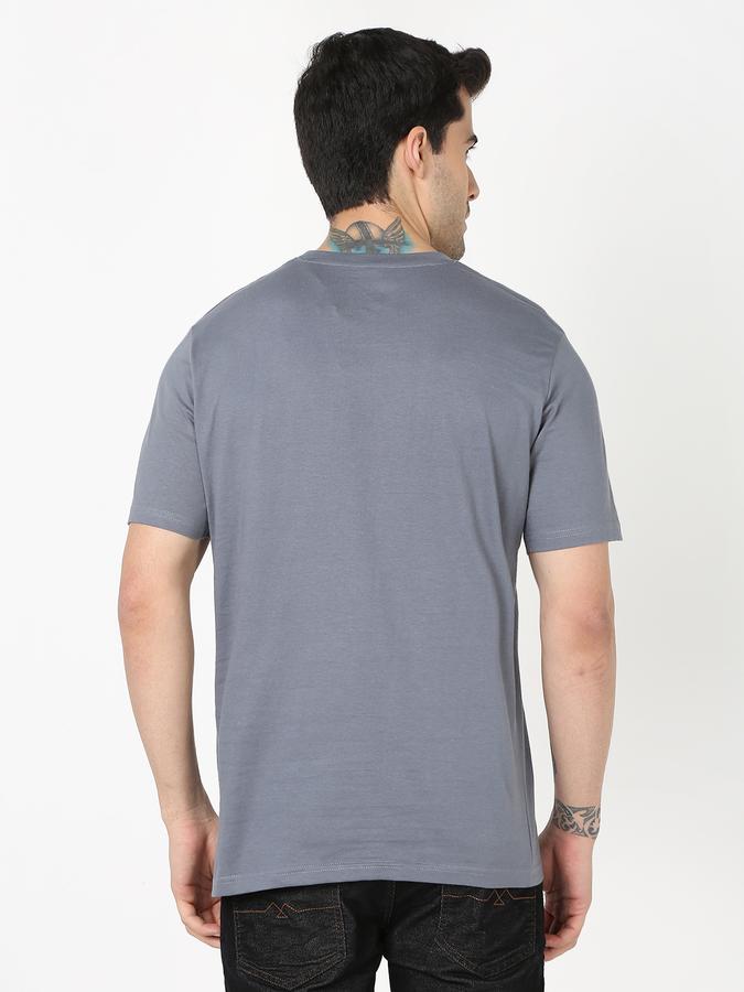 Men Typographic Print Regular Fit Crew-Neck T-Shirt image number 3