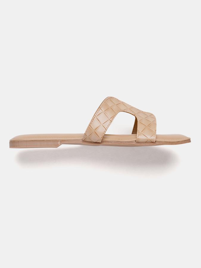 Footwear Solid image number 1