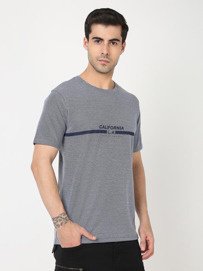 Men Typographic Print Regular Fit T-Shirt image number 2