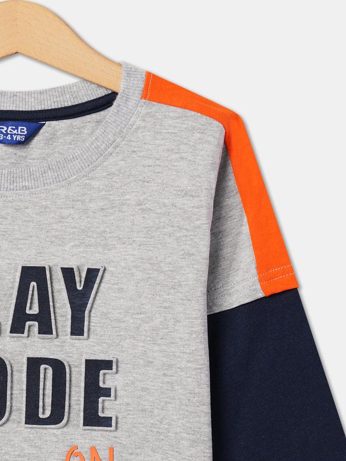 Boys Typographic Print Regular Fit T-Shirt image number 2