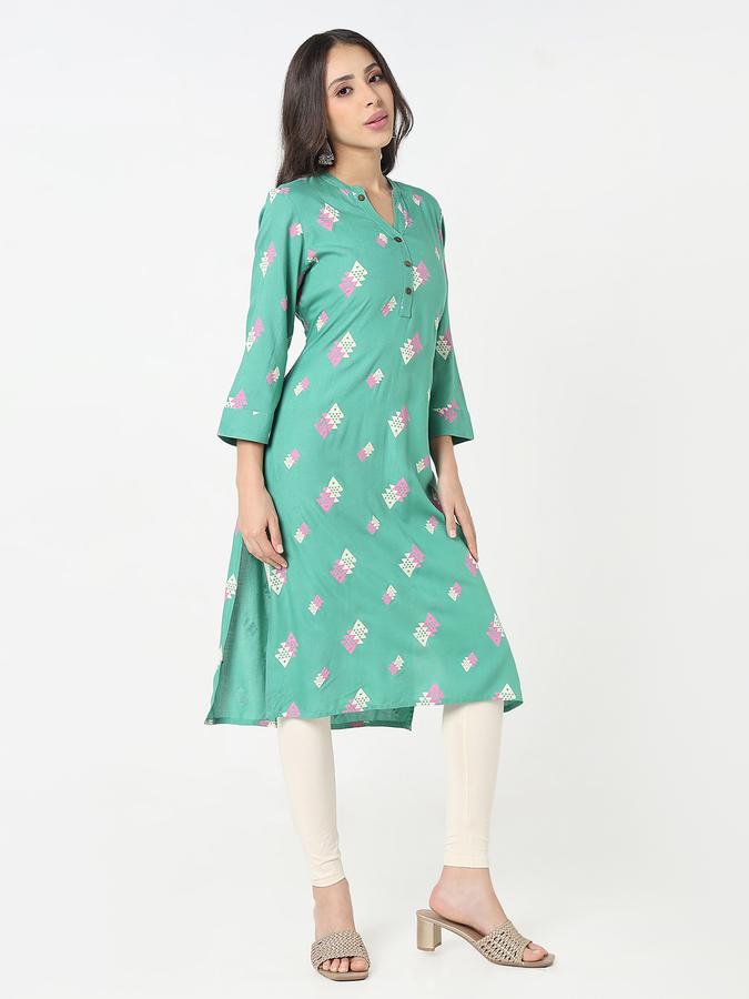 Women's regular fit casual  geometric printed mandarin collar straight kurta with 3/4th sleeves  image number 3