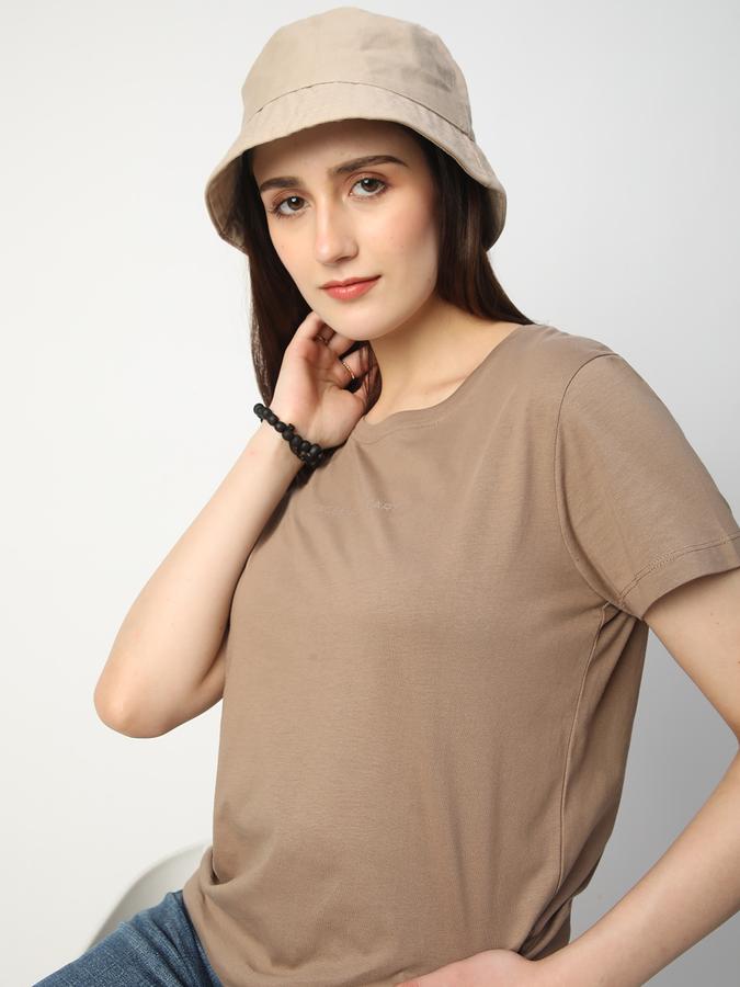 Graphic Print Women Round Neck T-Shirt image number 0