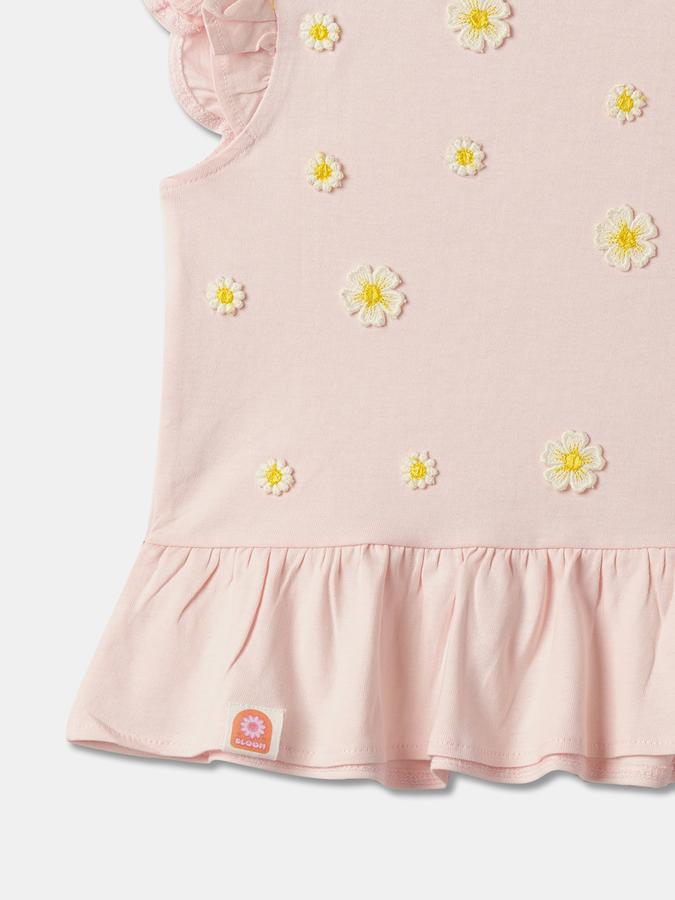 Girls Embroidered Regular Fit Top image number 3
