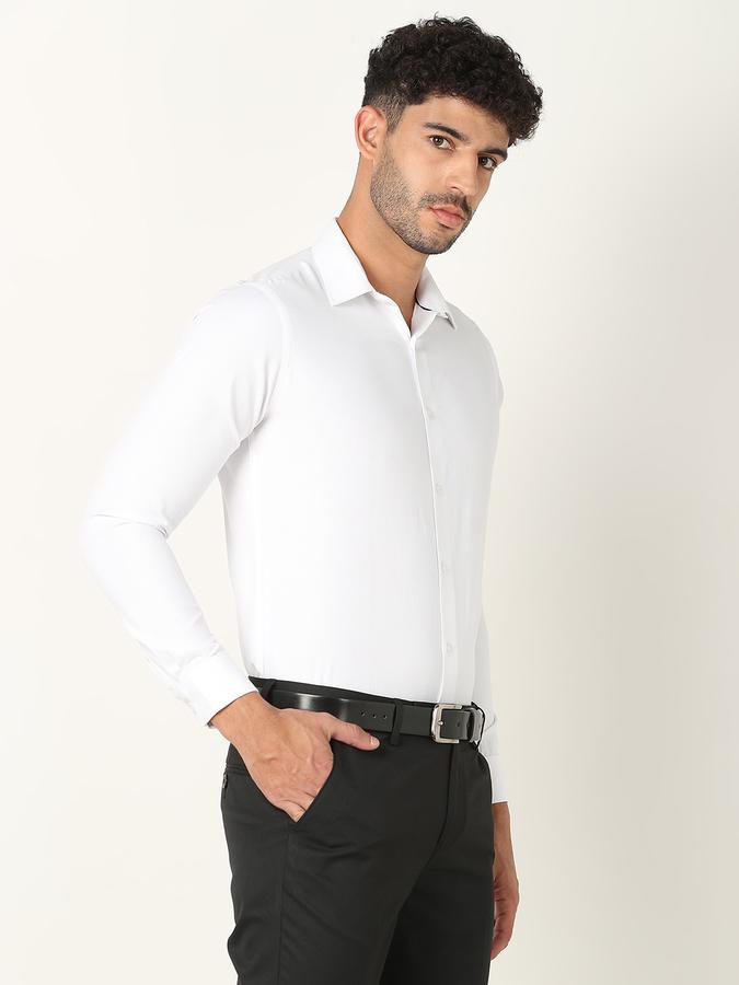 Men Spread Collar Slim Fit Shirt image number 2