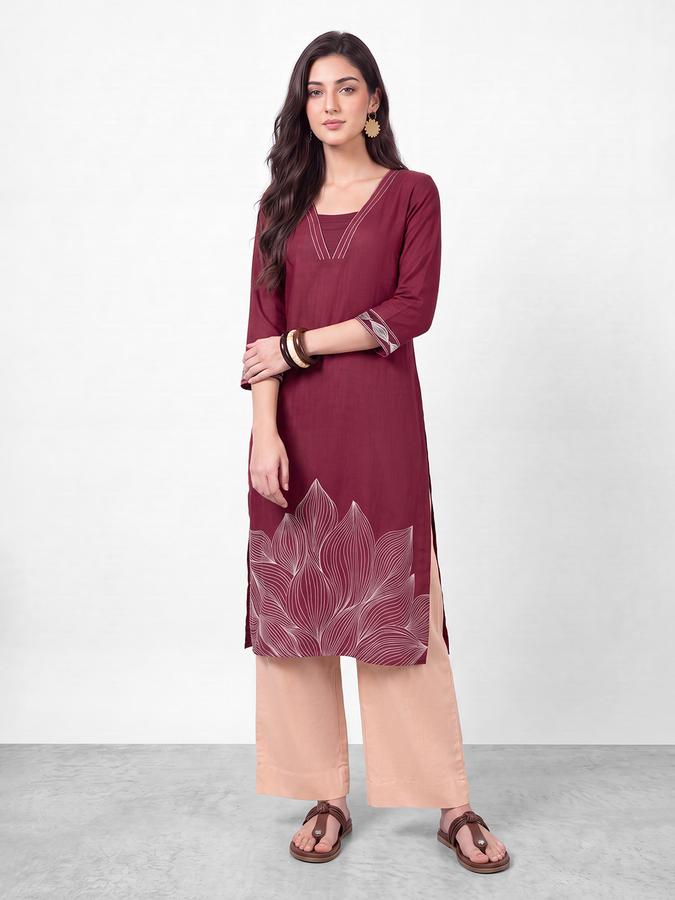 R&B Womens Maroon Three-Quarter Sleeves V Neck Floral Printed Straight Kurta
