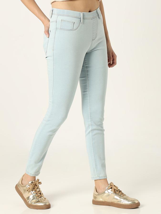 Slim Women Jeans image number 3