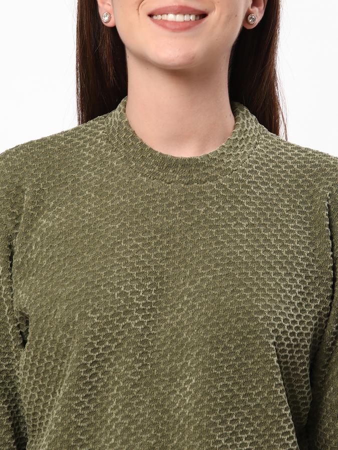 Women Polyester Regular Fit Round Neck Textured Sweater