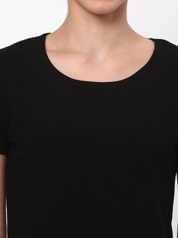 R&B Women Ribbed Round-Neck Top image number 3