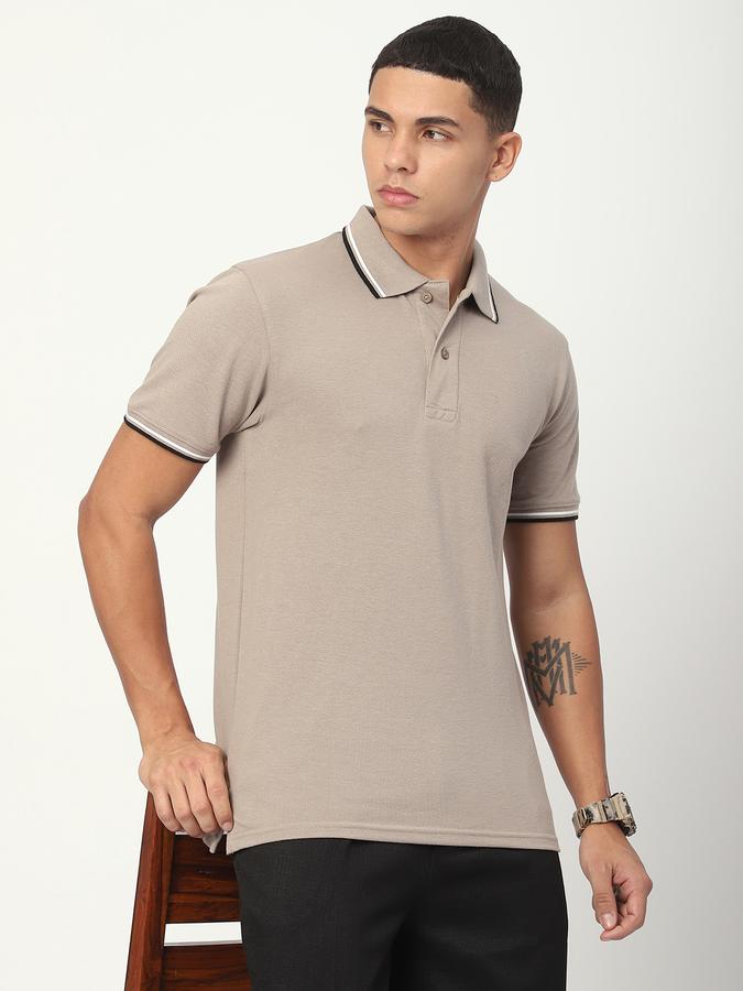 Men Cotton Blend Slim Fit Polo Neck Solid T-shirt