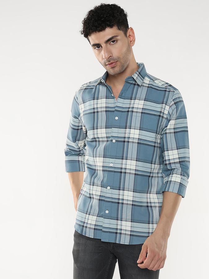 Men Checkered Casual Shirt image number 0