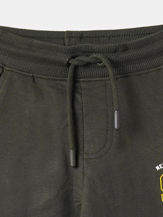 Boys Typographic Print Joggers with Drawstring Waist image number 3
