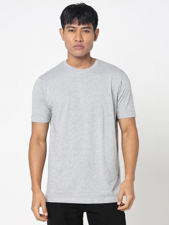 Solid Men Round Neck T-Shirt image number 1