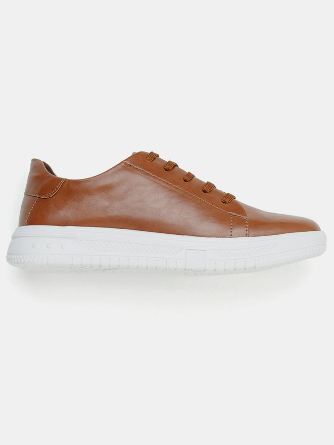 Men Low-Top Lace-Up Sneakers data-index=
