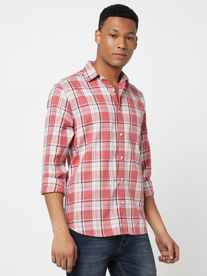 Men Shirt with Spread Collar  image number 3