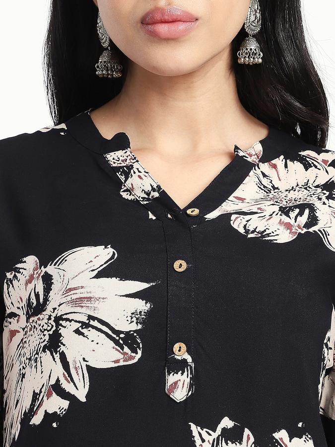 Women Viscose Straight Fit Mandarin Collar Printed Kurta