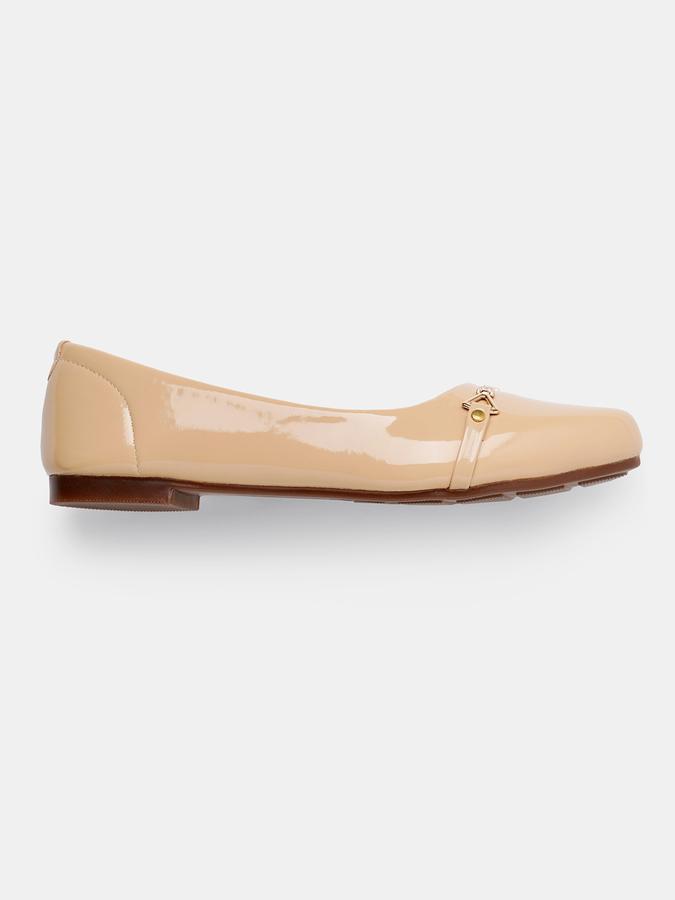 Women Slip-On Shoes image number 1