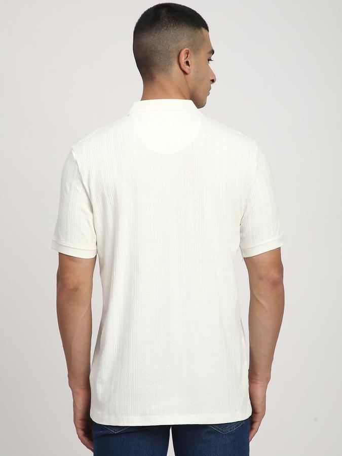 Solid Men Polo Neck T-Shirt image number 2