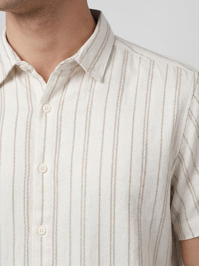 R&B Ivory Striped Men Spread Collar Short Sleeves Shirt