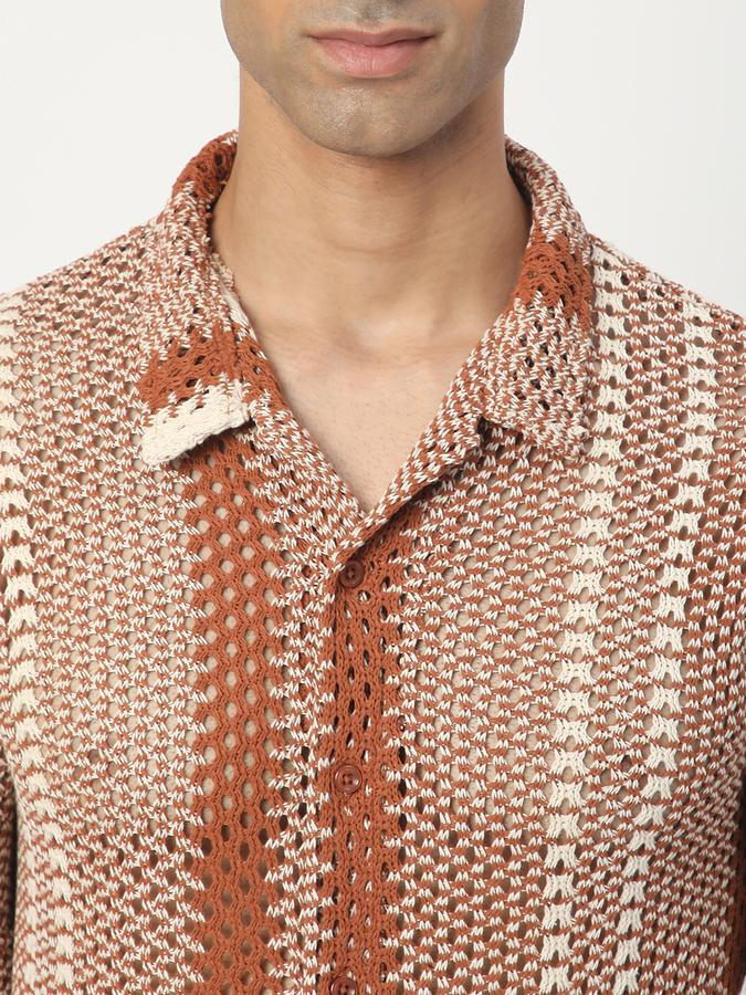 Men Self Design Casual Shirt image number 3