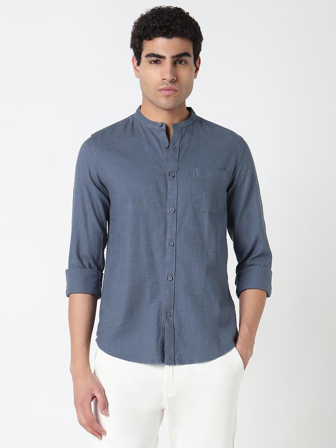Men Solid Casual Shirt image number 1