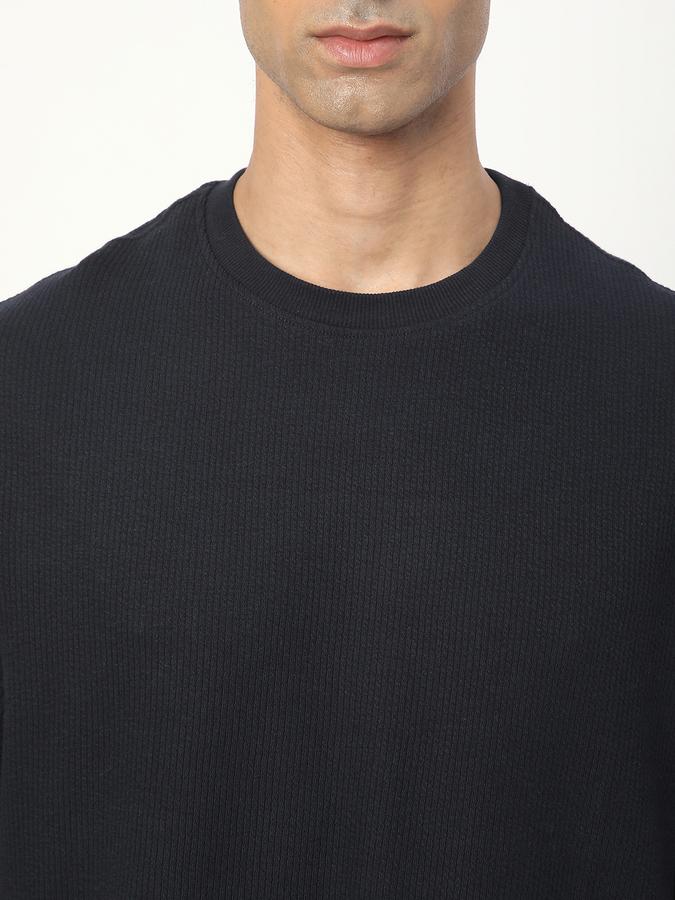 Men Polycotton Regular Fit Crew Neck Textured T-shirt