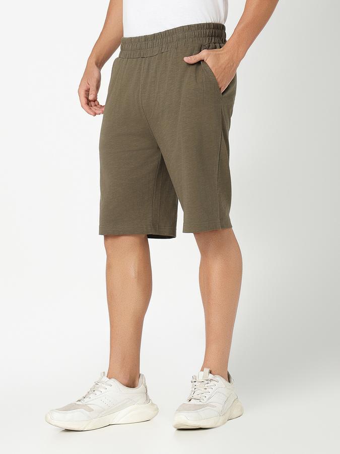 Men Solid Shorts image number 3