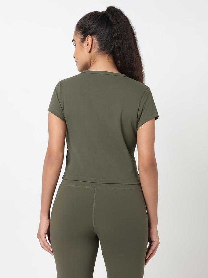 Women Polyester Blend Slim Fit Crop Round Neck Top
