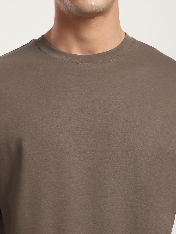 Men Cotton Blend Relaxed Fit Crew Neck Solid T-shirt