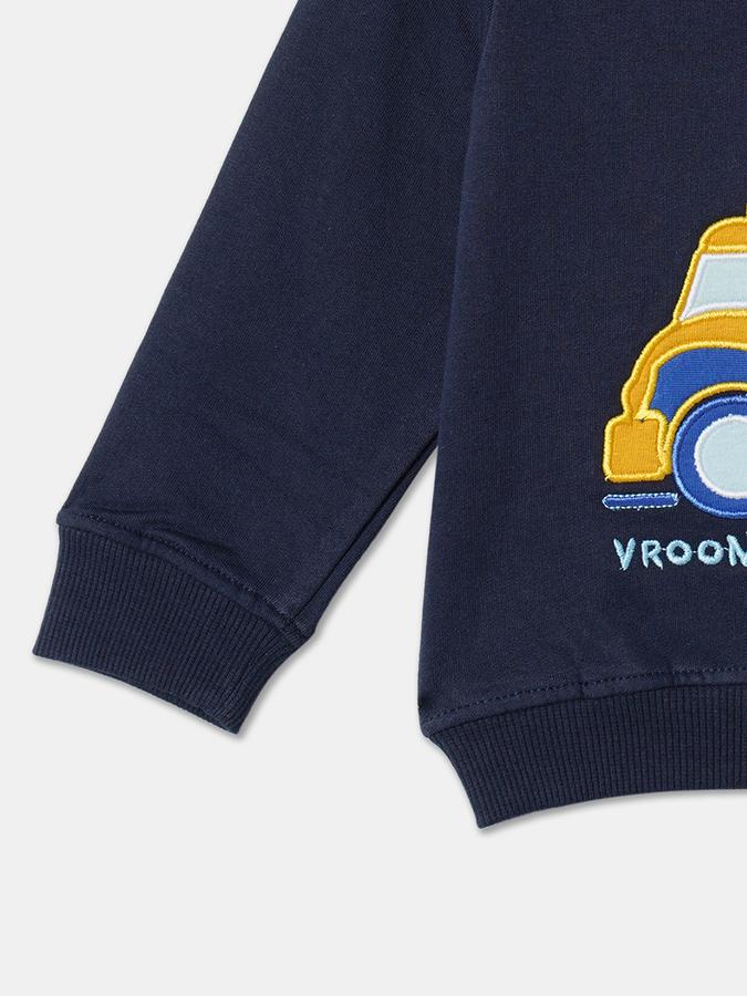 Boys Embroidered Regular Fit Sweatshirt image number 3
