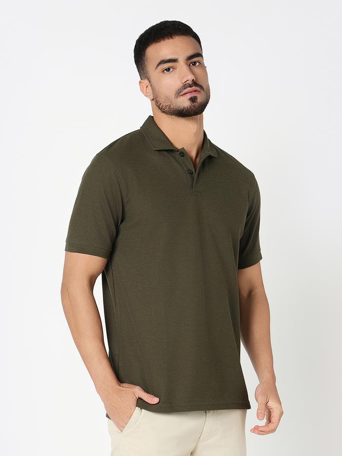 Solid Men Polo Neck T-Shirt image number 3