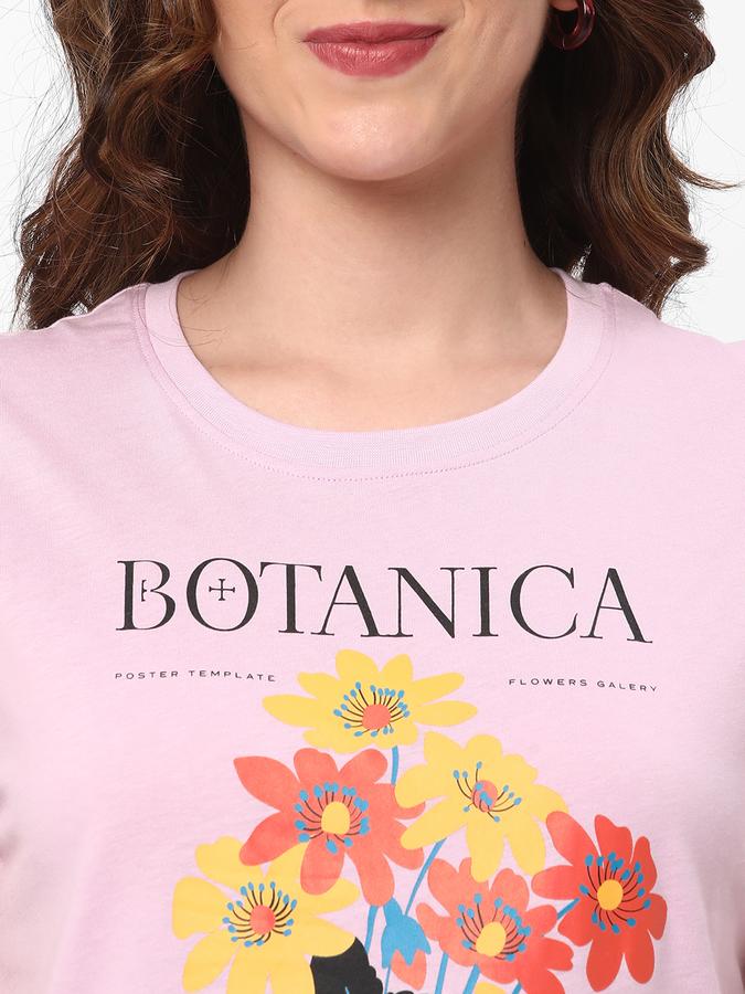 Women Regular Fit Typographic Print Crew-Neck T-Shirt image number 3