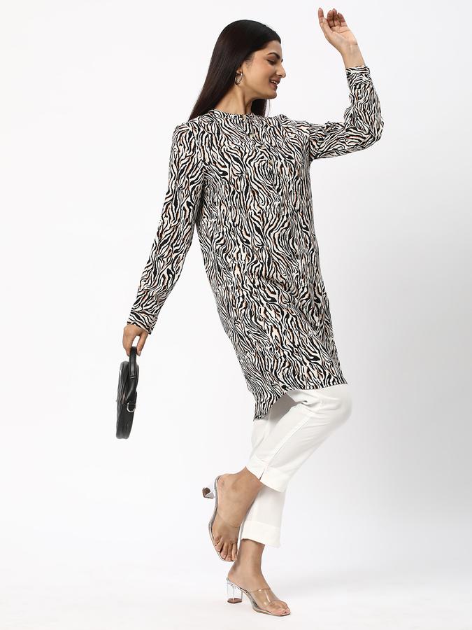 Women Animal Print Round-Neck Top image number 1