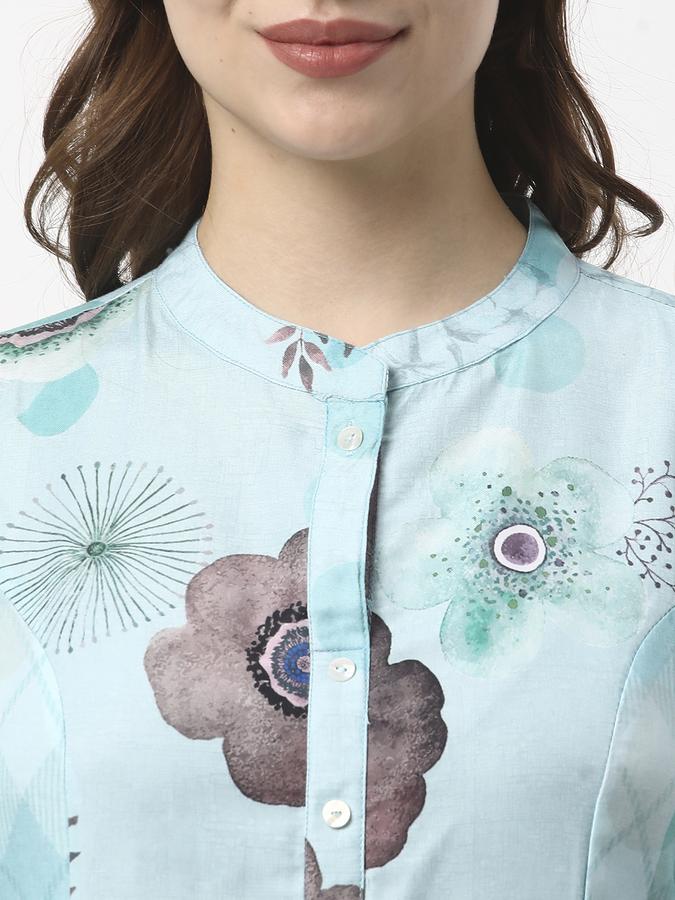 Women Printed V-Neck Kurtas image number 3