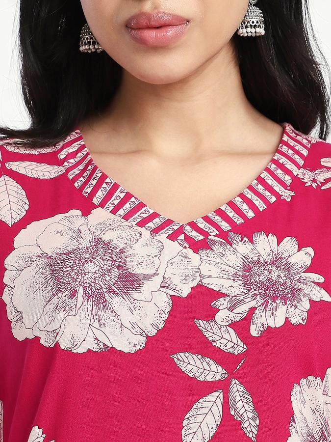 Women Cotton Regular Fit V-Neck Printed Kurta