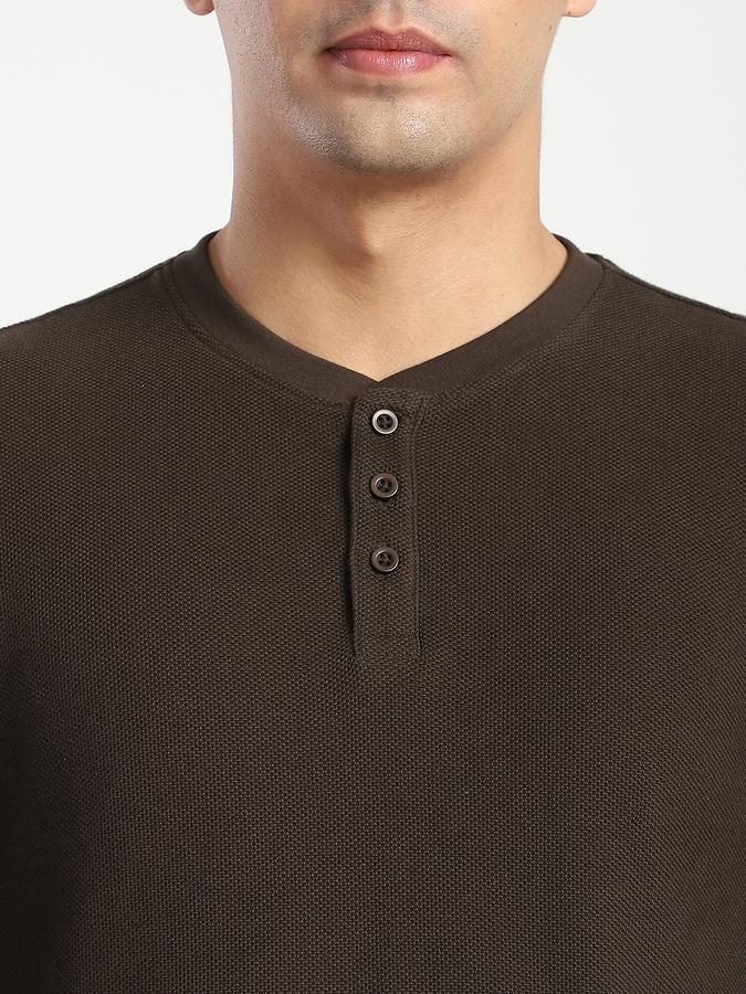 Men Cotton Regular Fit Henley Solid T-shirt