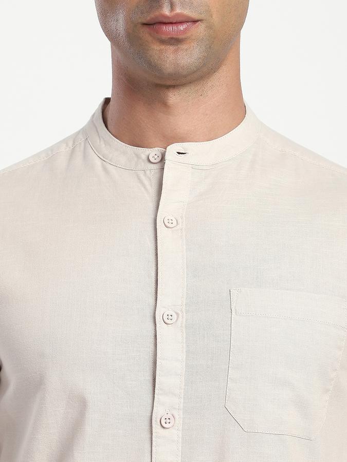Men Cotton Slim Fit Mandarin Collar Solid Shirt