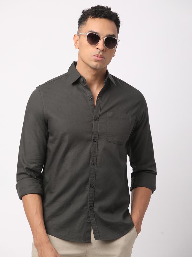 Men Regular Fit Spread-Collar Shirt image number 0