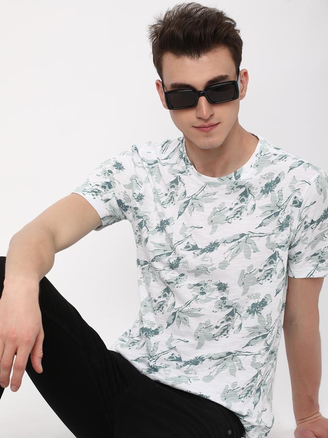 Men Printed Regular Fit Round-Neck T-Shirt image number 0