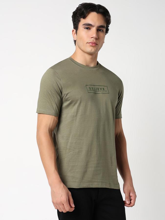 Solid Men Round Neck T-Shirt  image number 1