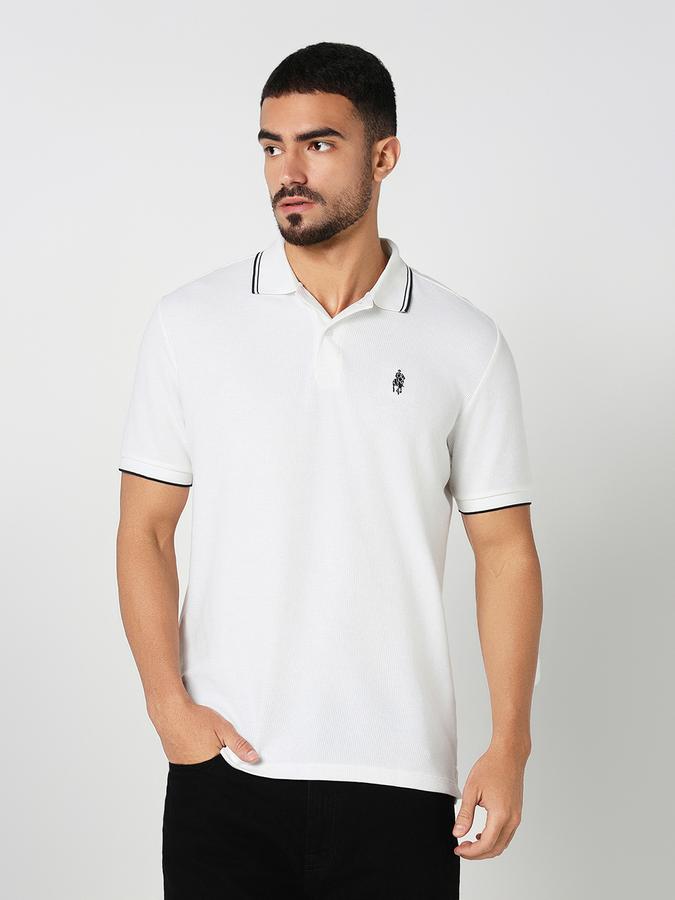 Solid Men Polo Neck T-Shirt image number 1