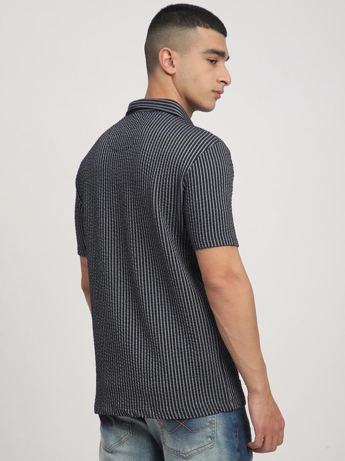Printed Men Polo Neck T-Shirt image number 2