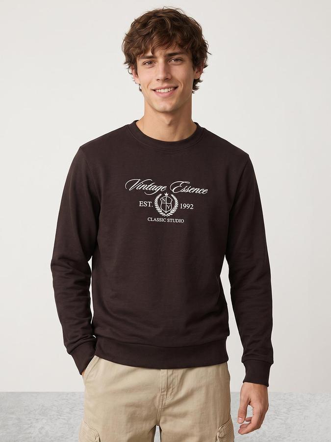 R&B Men Dark Brown Typography Print Round Neck Long Sleeves Sweatshirt